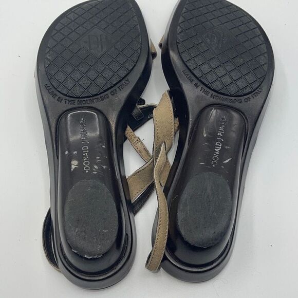 Donald J. Pliner Women Wedge Sandals Suede Stretchy Strap Taupe Heels Size 7.5 - Picture 13 of 15